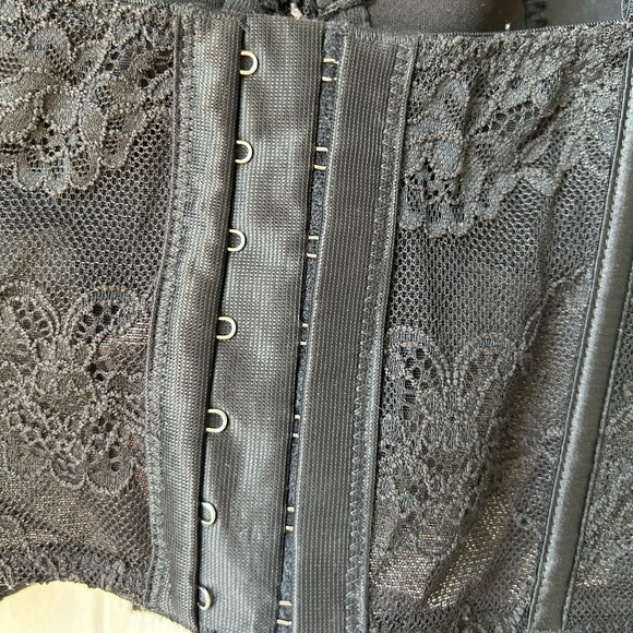 Victoria Secret Black and Pink Corset - Picture 7 of 9